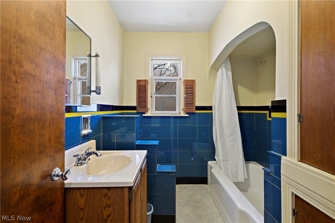 1643 Riverside Drive Akron, OH 44310 - Photo 15 of 32 Gallery Image 15