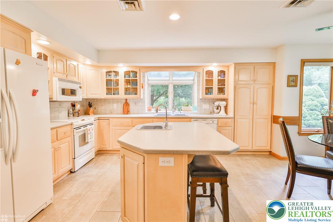 3745 Orefield Road Allentown, PA 18104 - Photo 22 of 76 Gallery Image 22