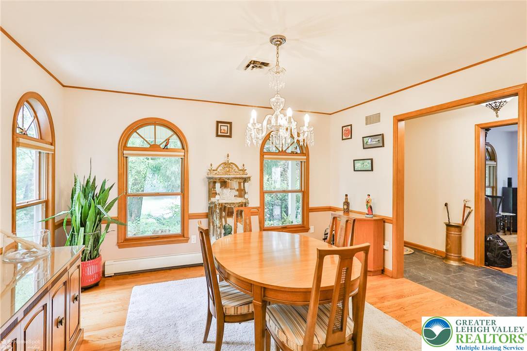 3745 Orefield Road Allentown, PA 18104 - Photo 27 of 76 Formal dining room