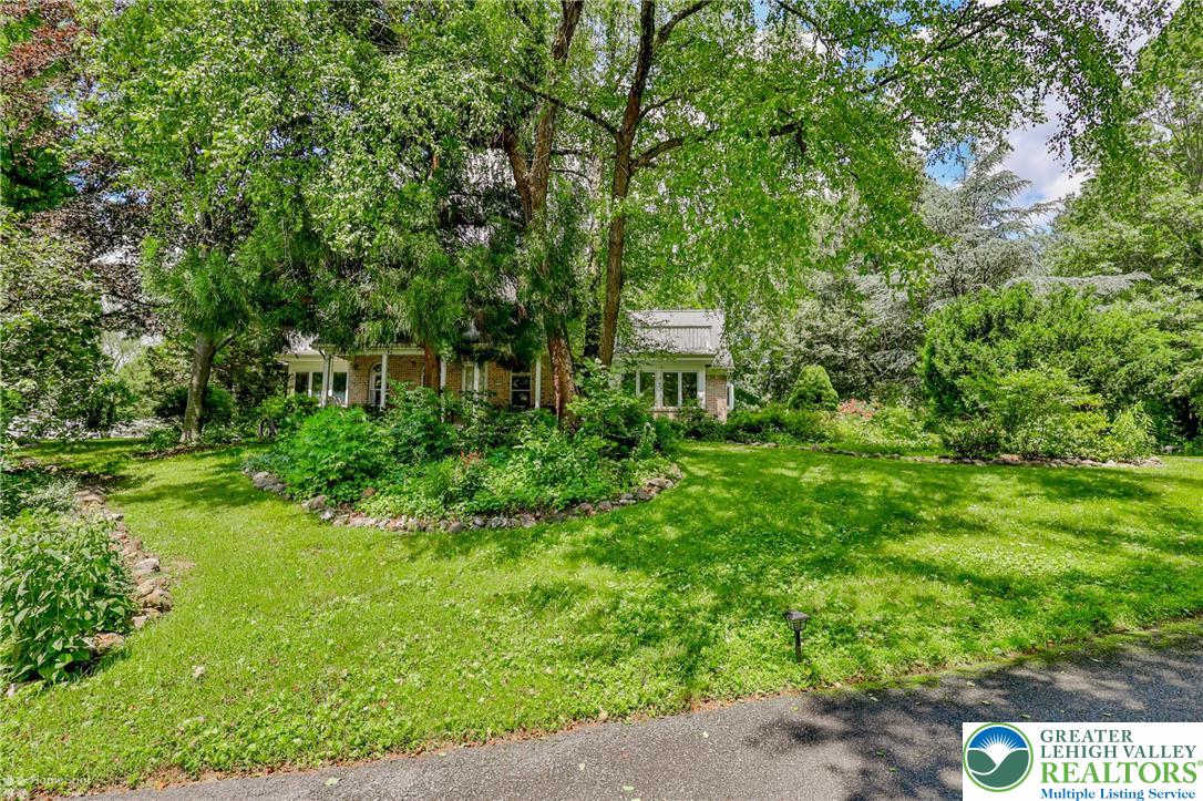 3745 Orefield Road Allentown, PA 18104 - Photo 4 of 76 Privately tucked away!