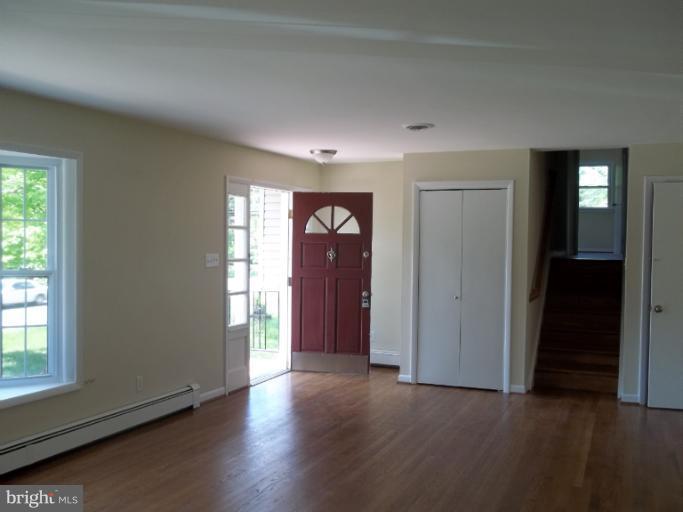 10709 Riverview Road Fort Washington, MD 20744 - Photo 13 of 30 Interior (General)