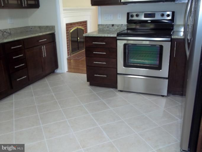 10709 Riverview Road Fort Washington, MD 20744 - Photo 20 of 30 Kitchen