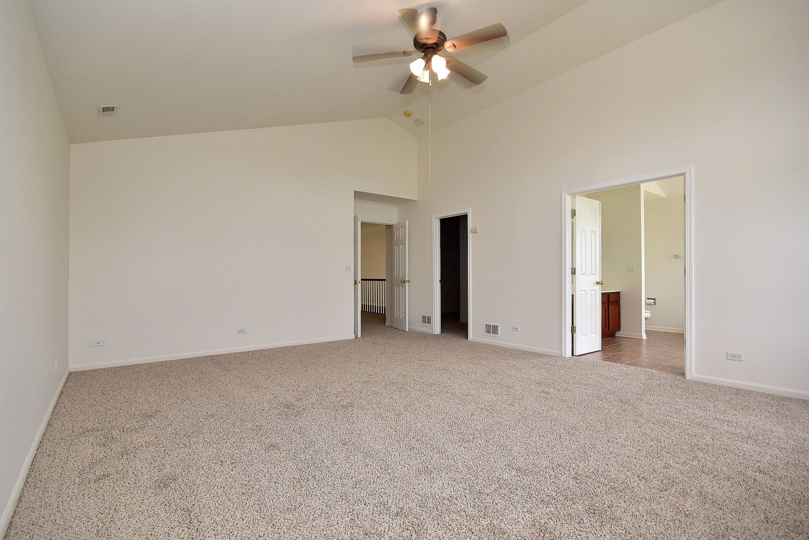 6050 Russell Drive Hoffman Estates, IL 60192 - Photo 19 of 33