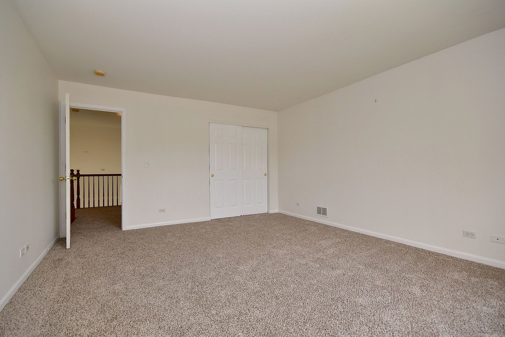 6050 Russell Drive Hoffman Estates, IL 60192 - Photo 27 of 33