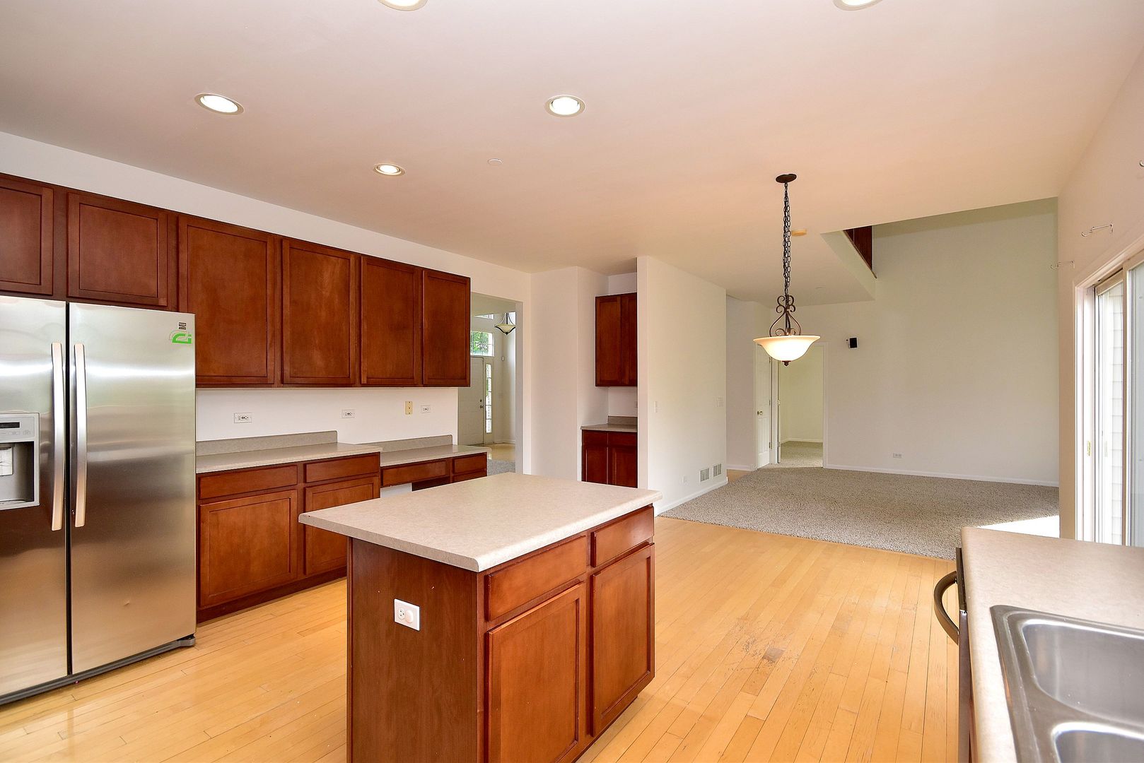 6050 Russell Drive Hoffman Estates, IL 60192 - Photo 10 of 33