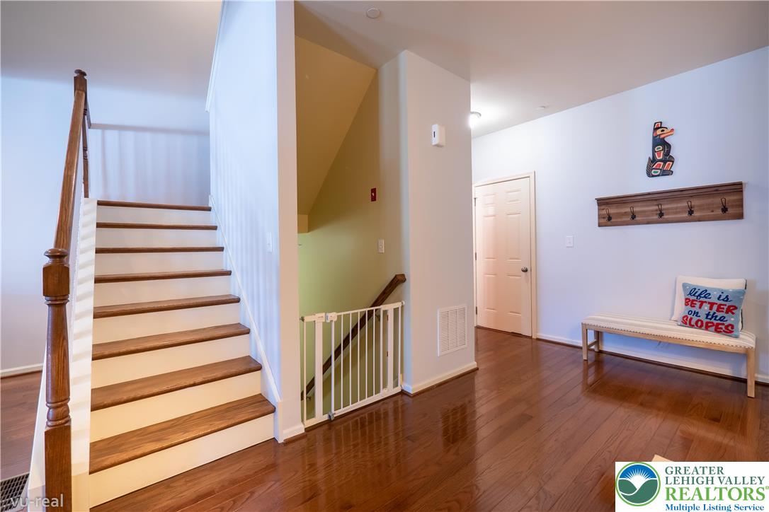 356 Pennycress Road Allentown, PA 18104 - Photo 5 of 38