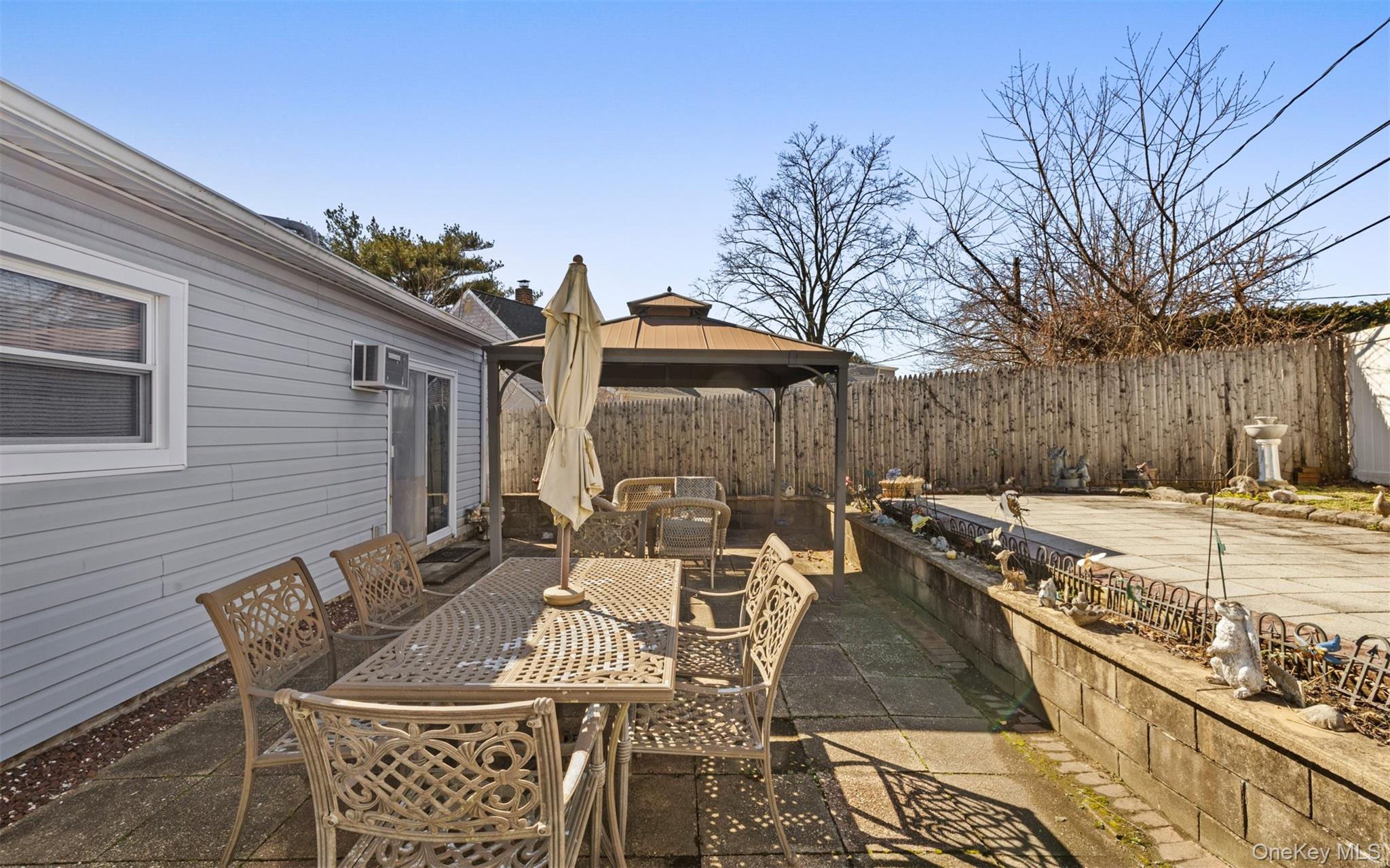 82 Barnyard Lane Levittown, NY 11756 - Photo 18 of 24