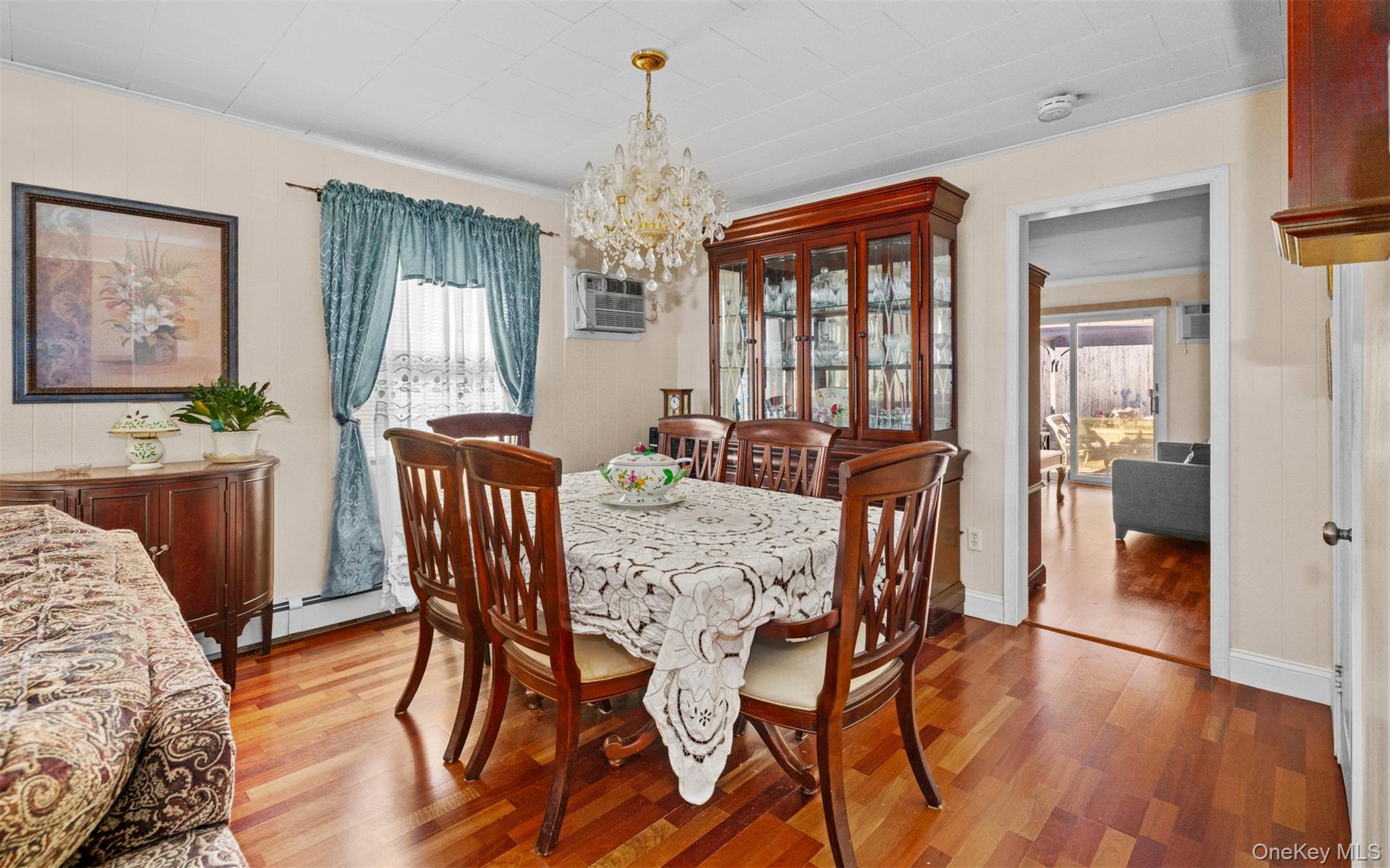82 Barnyard Lane Levittown, NY 11756 - Photo 6 of 24