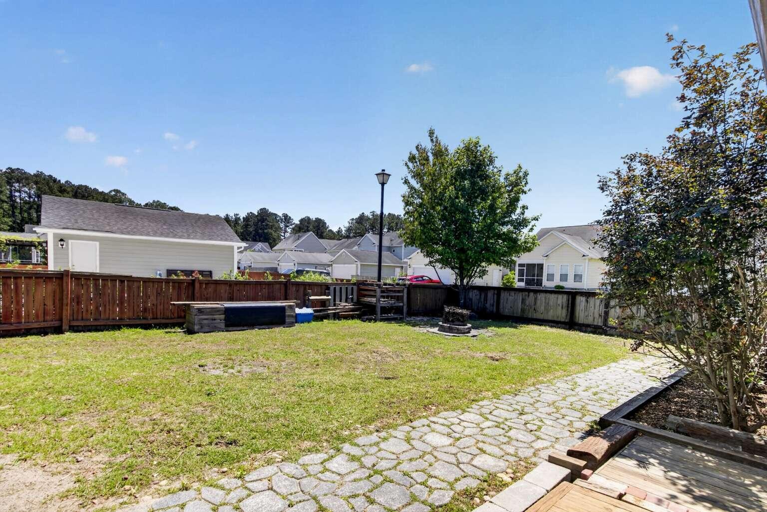 235 Cameron Street Summerville, SC 29486 - Photo 13 of 26