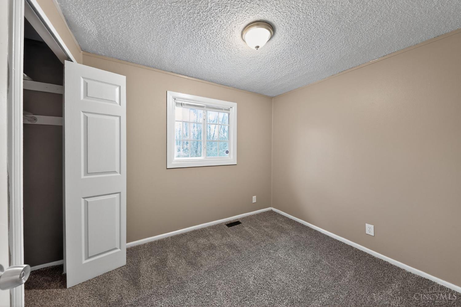 8579 Daly Road Cincinnati, OH 45231 - Photo 20 of 33 Gallery Image 20
