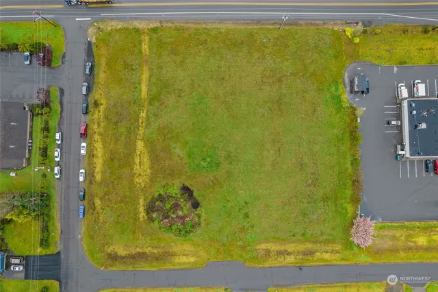 $900,000 | 9538 184th Avenue Southwest, Rochester, WA 98579