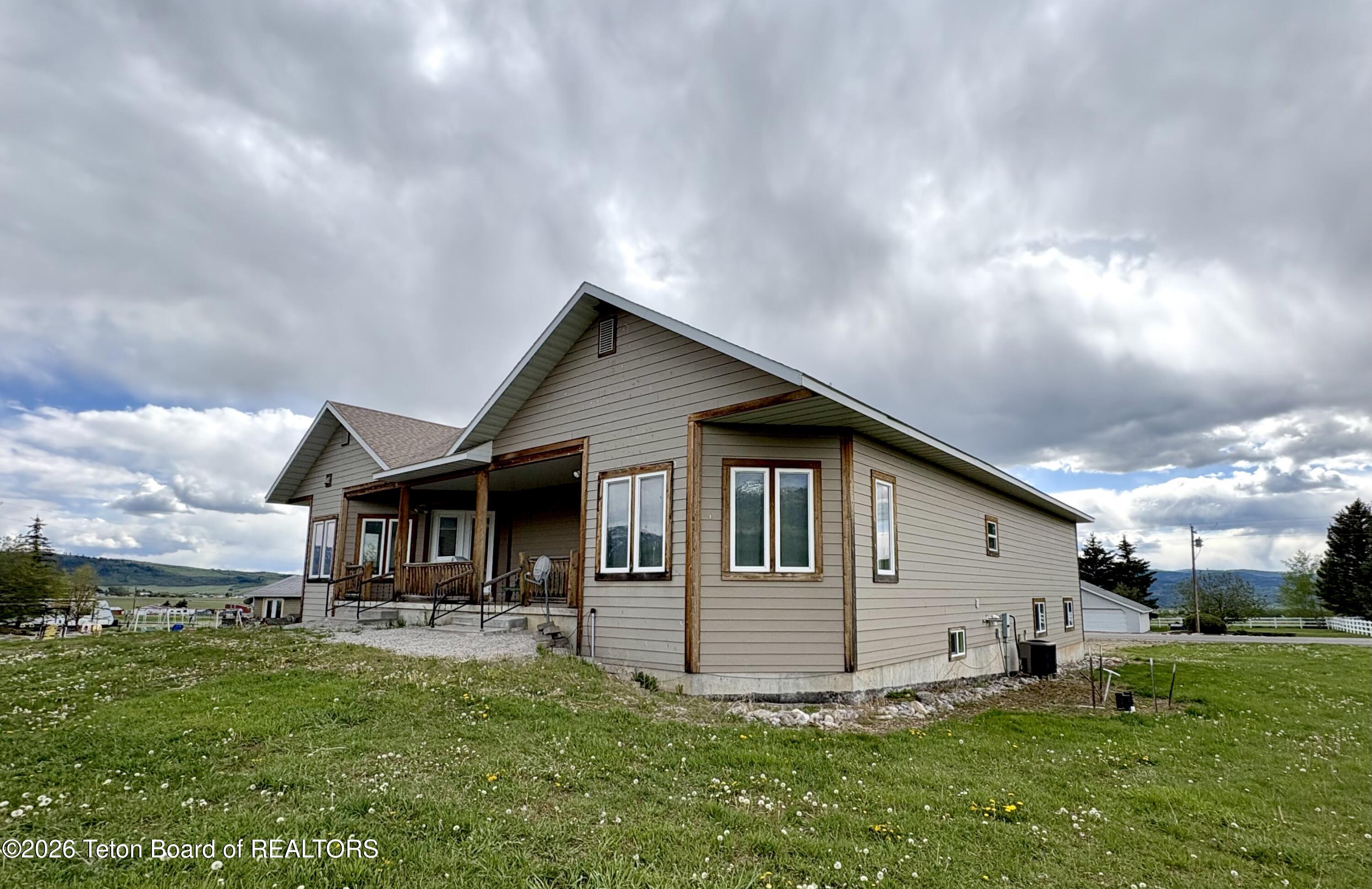736 Bench Road Thayne, WY 83127 - Photo 9 of 52 IMG_6689
