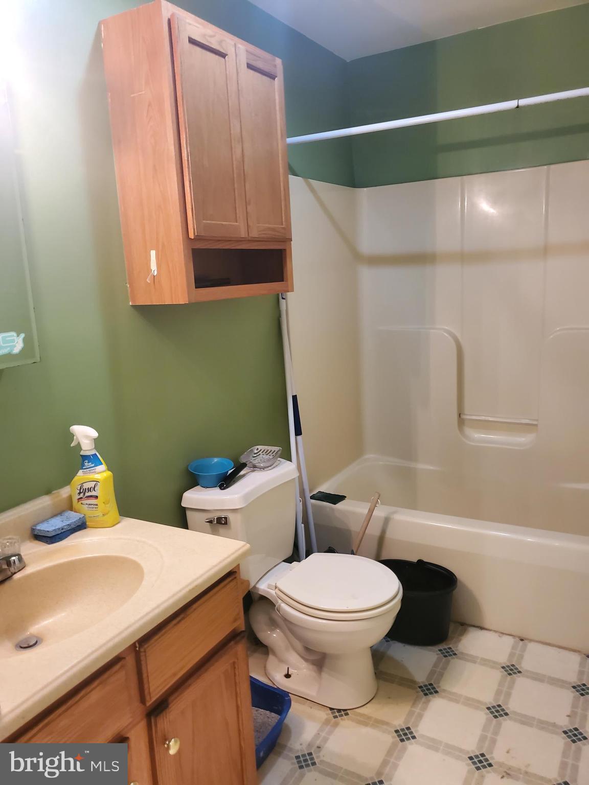 86 Whitetail Lane Magnolia, DE 19962 - Photo 10 of 18 a bathroom with a toilet a sink and bathtub