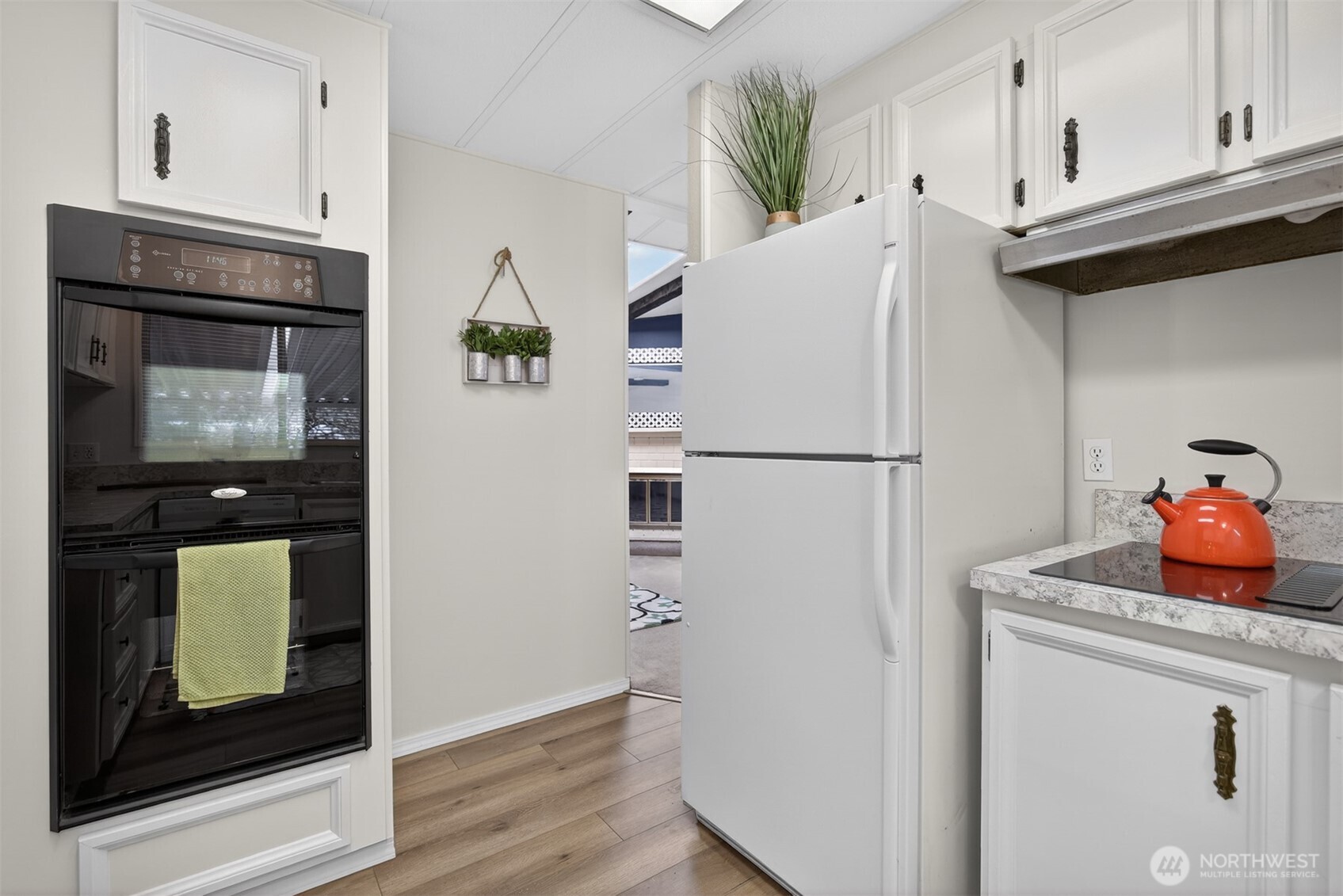 3323 207th Place Southeast Bothell, WA 98012 - Photo 18 of 33 a kitchen with stainless steel appliances a refrigerator and a microwave