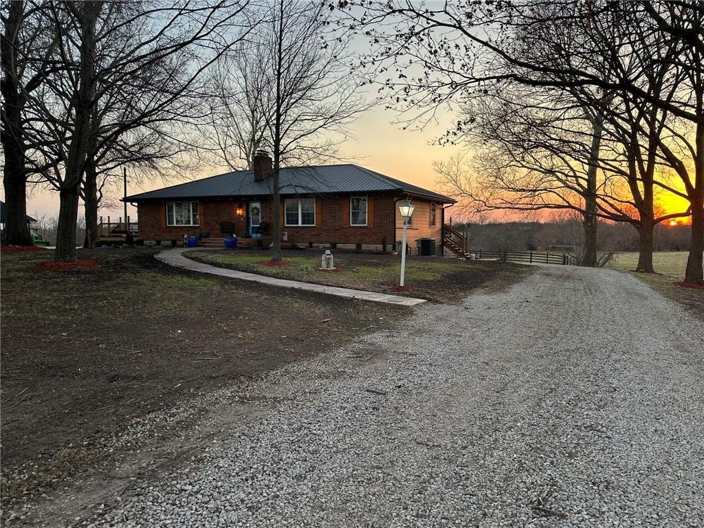 32240 Rockville Road Louisburg, KS 66053 - Photo 2 of 6