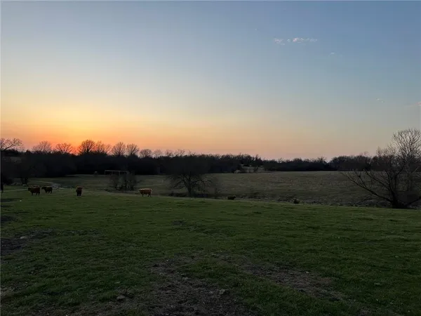 $1,350,000 | 32240 Rockville Road, Louisburg, KS 66053