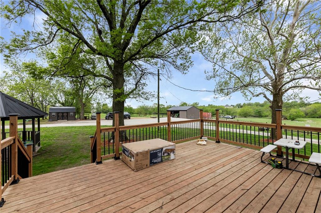 32240 Rockville Road Louisburg, KS 66053 - Photo 8 of 72