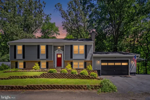 $625,000 | 7403 Waterford Lane, Warrenton, VA 20187