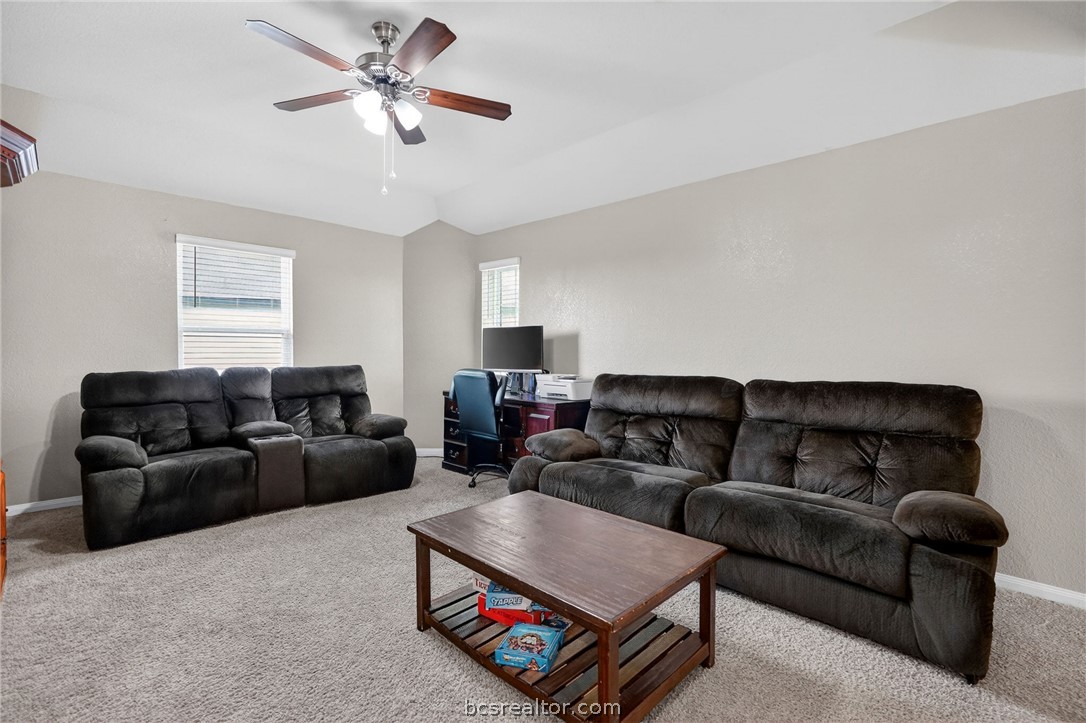4718 Milagro Loop Bryan, TX 77807 - Photo 23 of 39