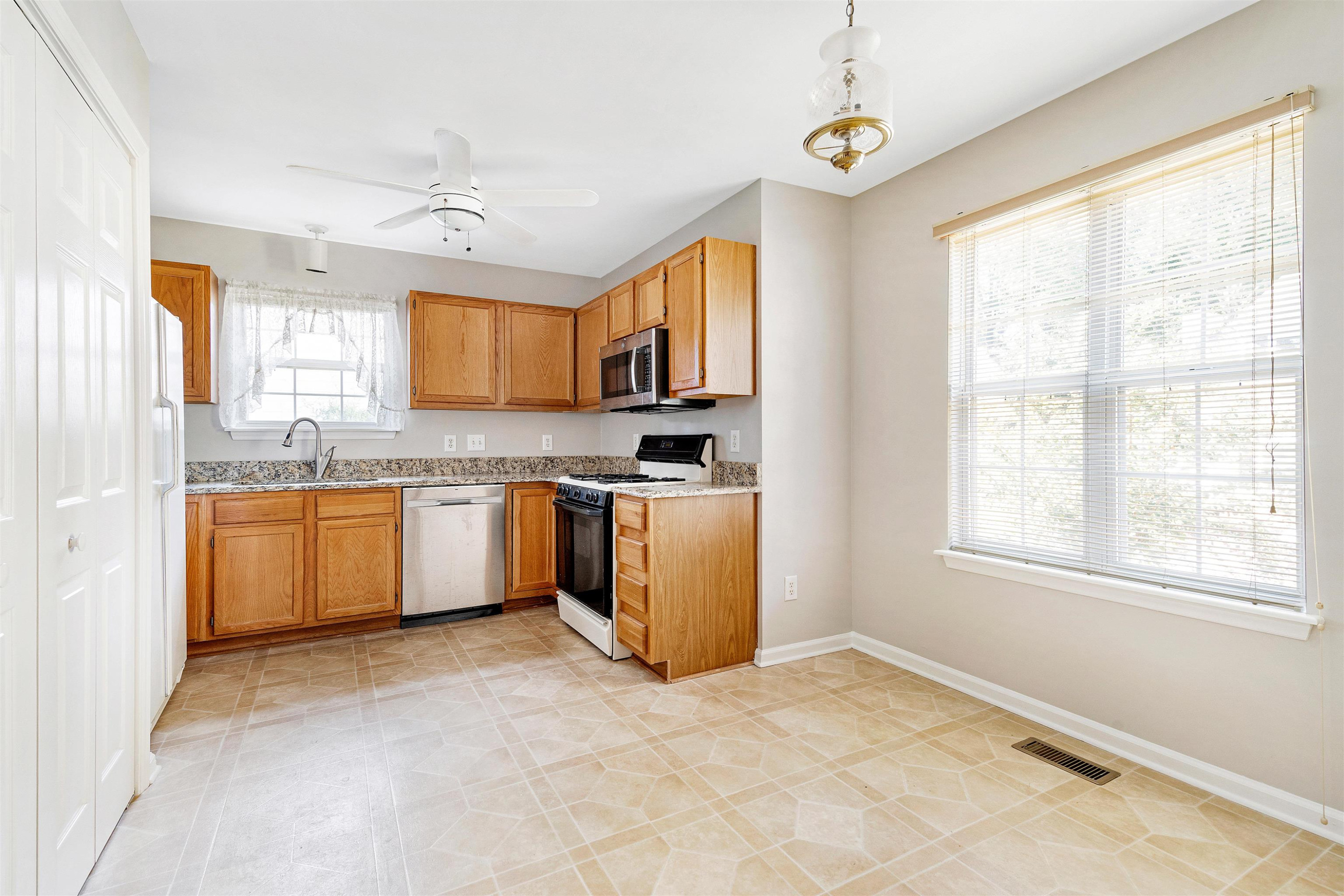 1121 Stoneferry Lane Raleigh, NC 27606 - Photo 14 of 38 Photo 14