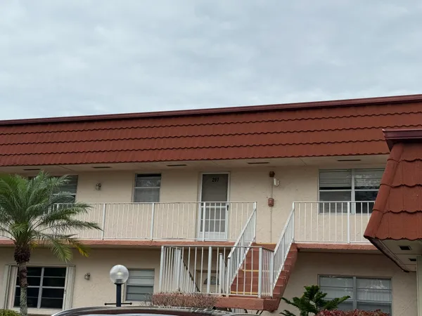 $142,000 | 12009 Poinciana Boulevard, Unit 207, Royal Palm Beach, FL 33411