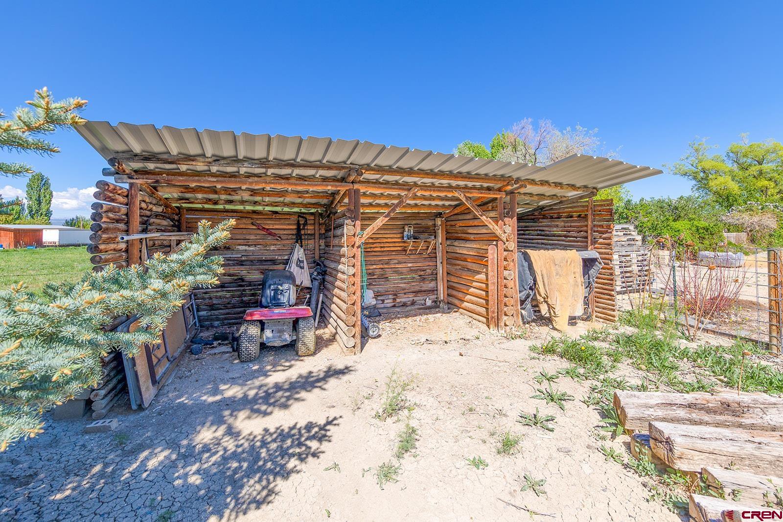 9467 6097 Road Montrose, CO 81401 - Photo 32 of 34 a view of a backyard