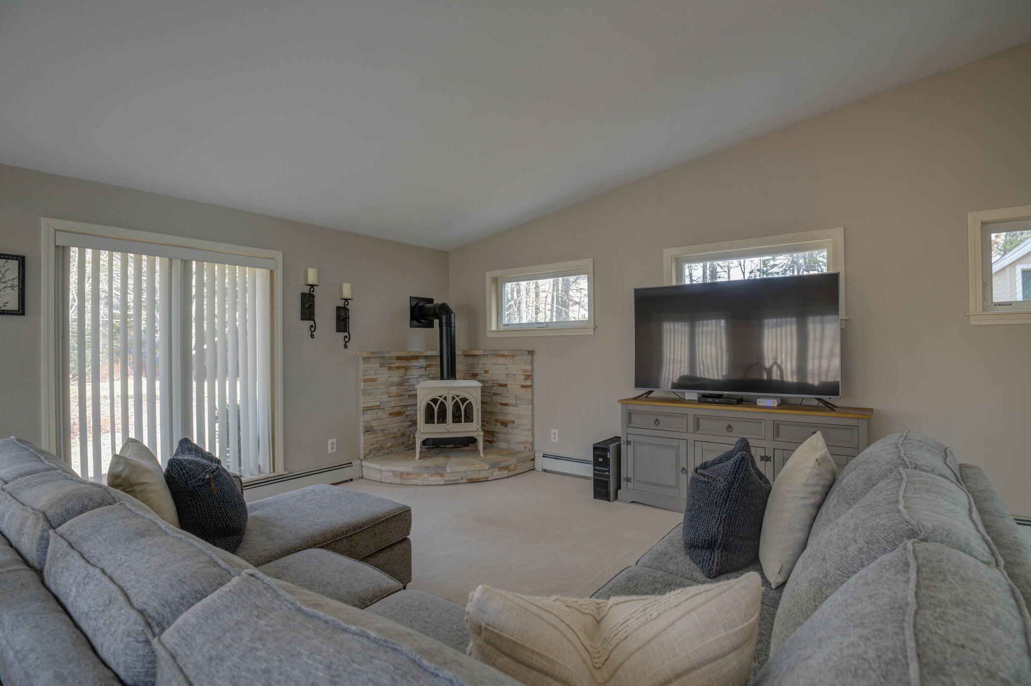 1520 Perkins Ridge Road Auburn, ME 04210 - Photo 27 of 60 26-web-or-mls-pic-25