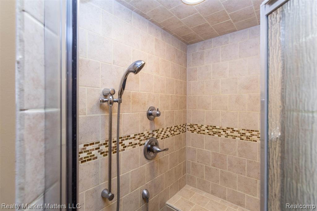 4951 Laur Road North Branch, MI 48461 - Photo 19 of 36