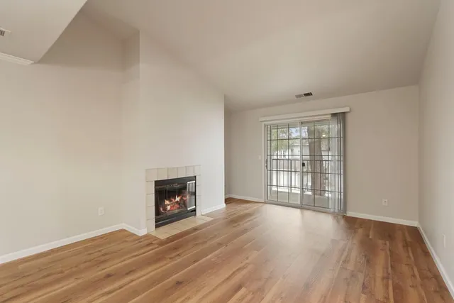 $289,950 | 2400 Eilers Lane, Unit 1806, Lodi, CA 95242