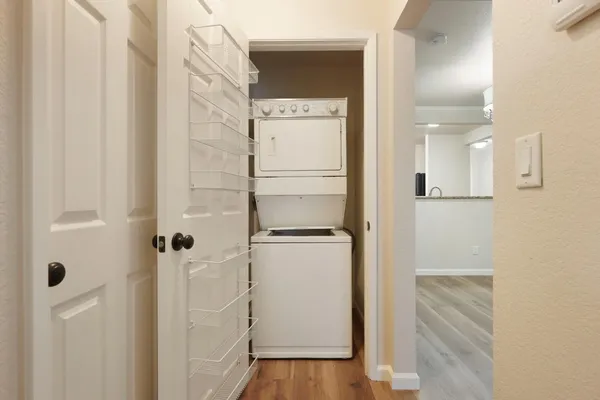 $279,950 | 2400 Eilers Lane, Unit 1806, Lodi, CA 95242