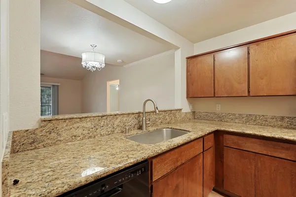 $279,950 | 2400 Eilers Lane, Unit 1806, Lodi, CA 95242