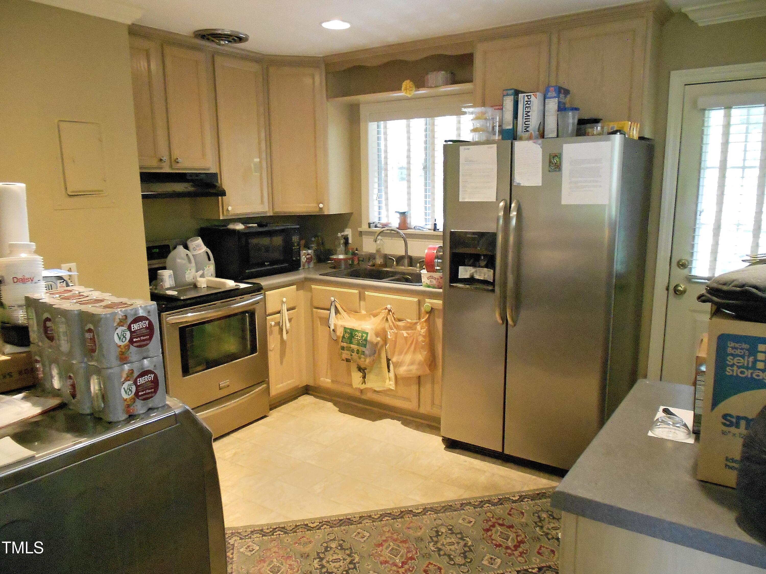 1414 Scales Street Raleigh, NC 27608 - Photo 4 of 13 DSCN9060