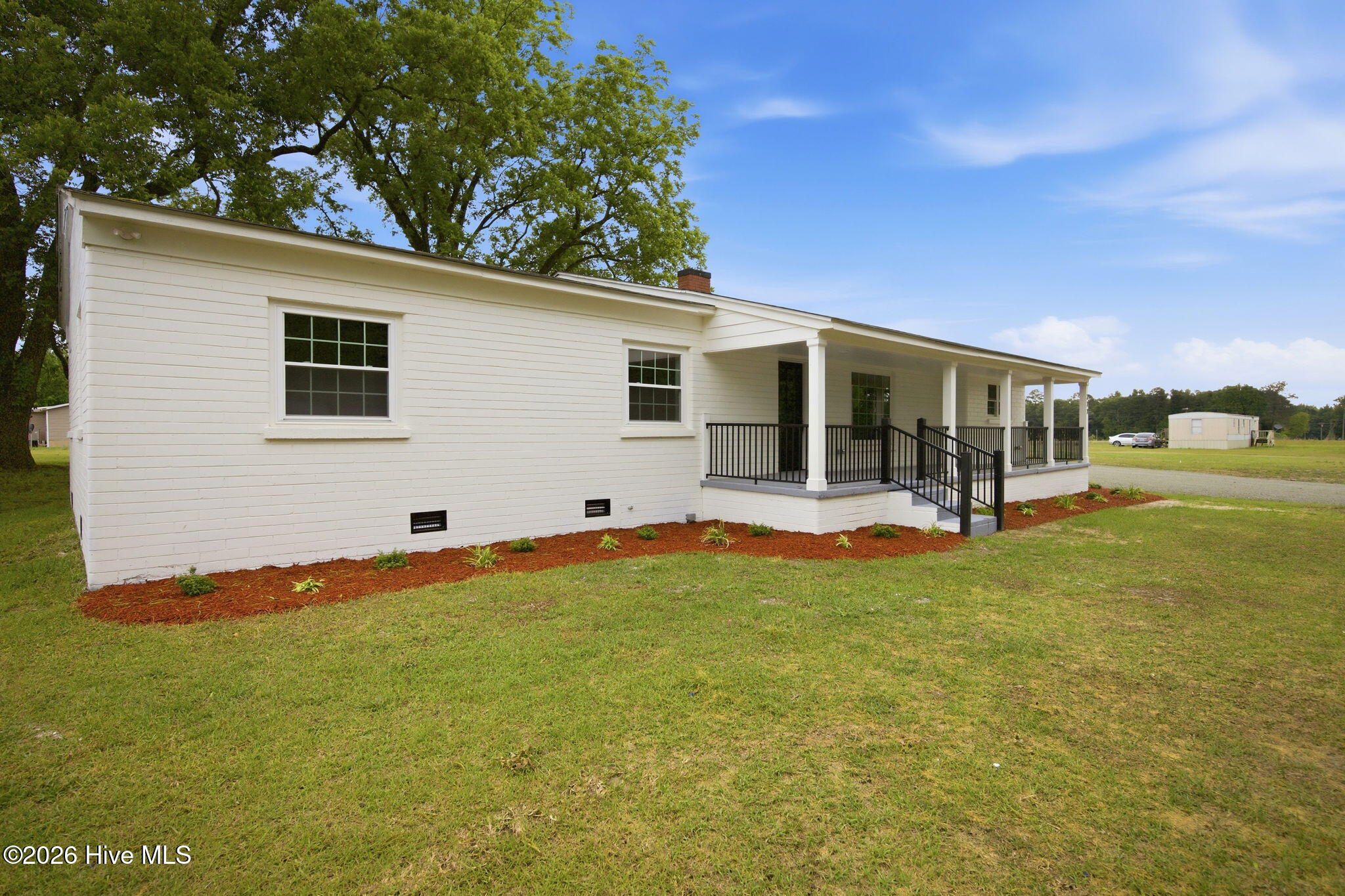 277 Bennetts Bridge Road Mount Olive, NC 28365 - Photo 4 of 50 22-web-or-mls-img_9605