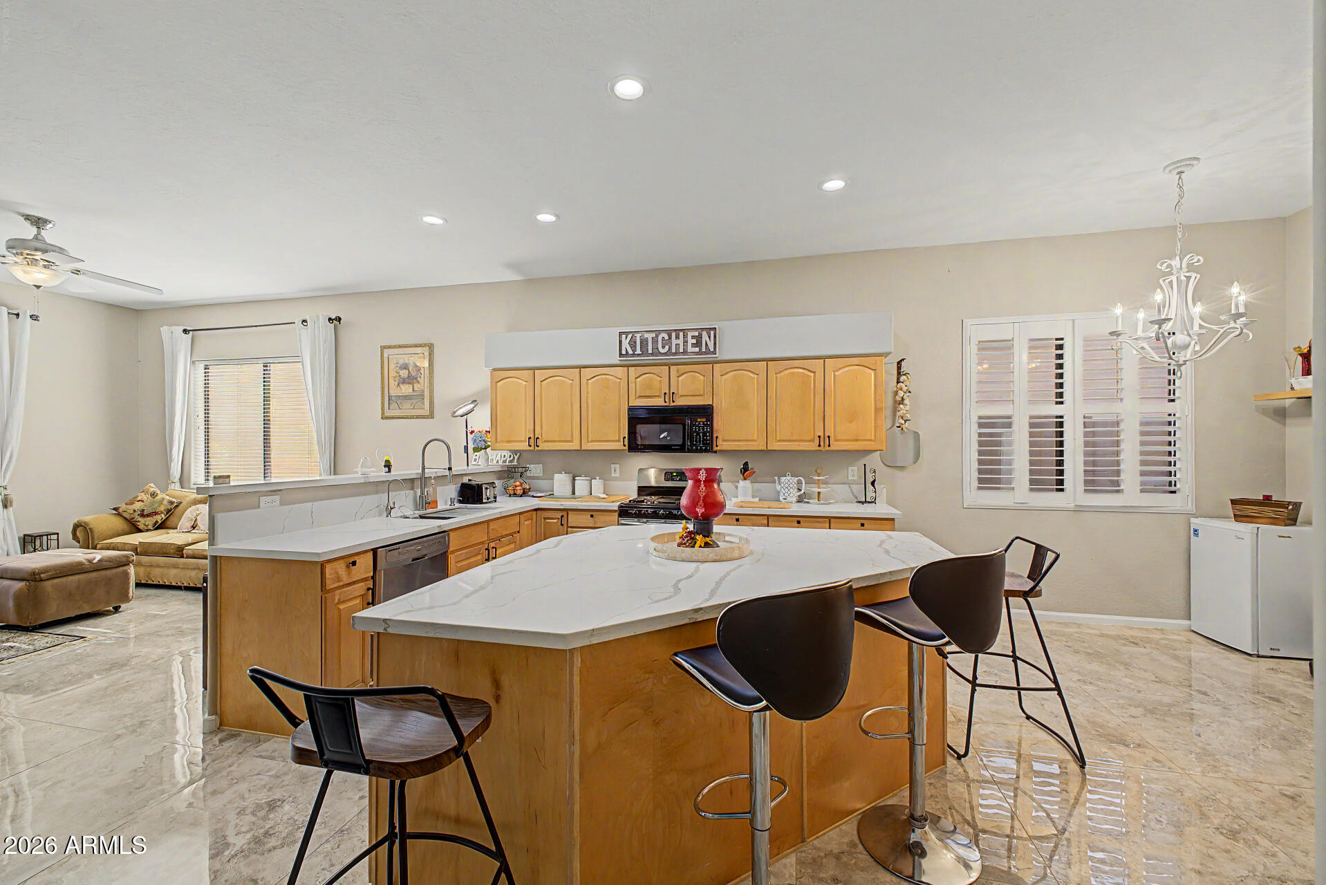 755 East Orchid Lane Gilbert, AZ 85296 - Photo 12 of 47 15 - Orchid