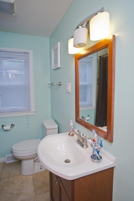 14 French Street Springfield, MA 01104 - Photo 25 of 29 a bathroom with a sink and a toilet