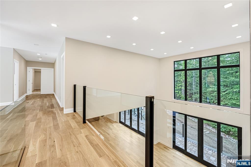 10 Big Ramapo Road Saddle River, NJ 07458 - Photo 28 of 44