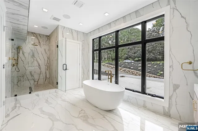 $2,779,000 | 10 Big Ramapo Road, Saddle River, NJ 07458