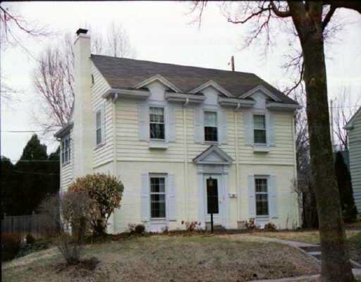 4720 Stratford Road Fort Wayne, IN 46807 - Photo 1 of 1