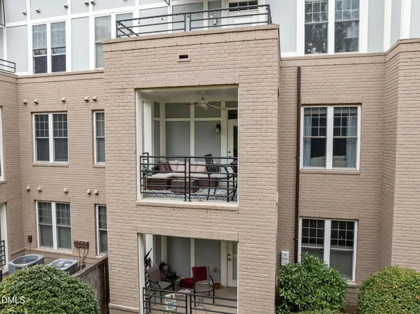 $299,900 | 501 Finsbury Street, Unit 202, Durham, NC 27703