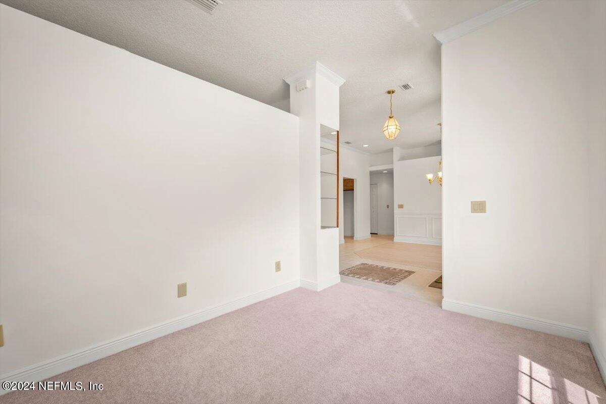 10967 Heathfield Road Jacksonville, FL 32225 - Photo 7 of 39 a view of a big room with closet and bathroom