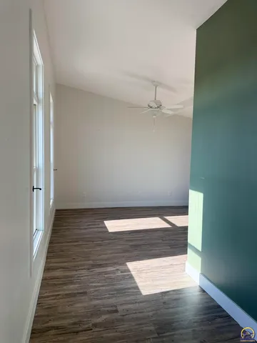 $305,000 | 2265 U Road, Strong City, KS 66869