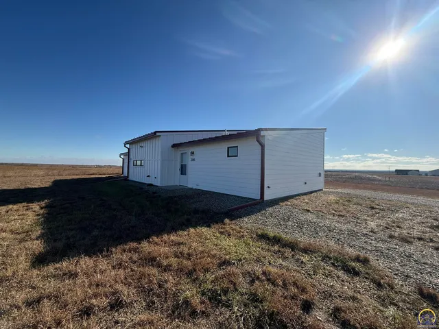 $305,000 | 2265 U Road, Strong City, KS 66869