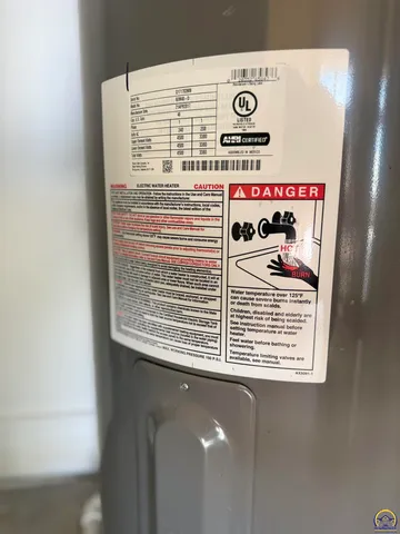 $305,000 | 2265 U Road, Strong City, KS 66869