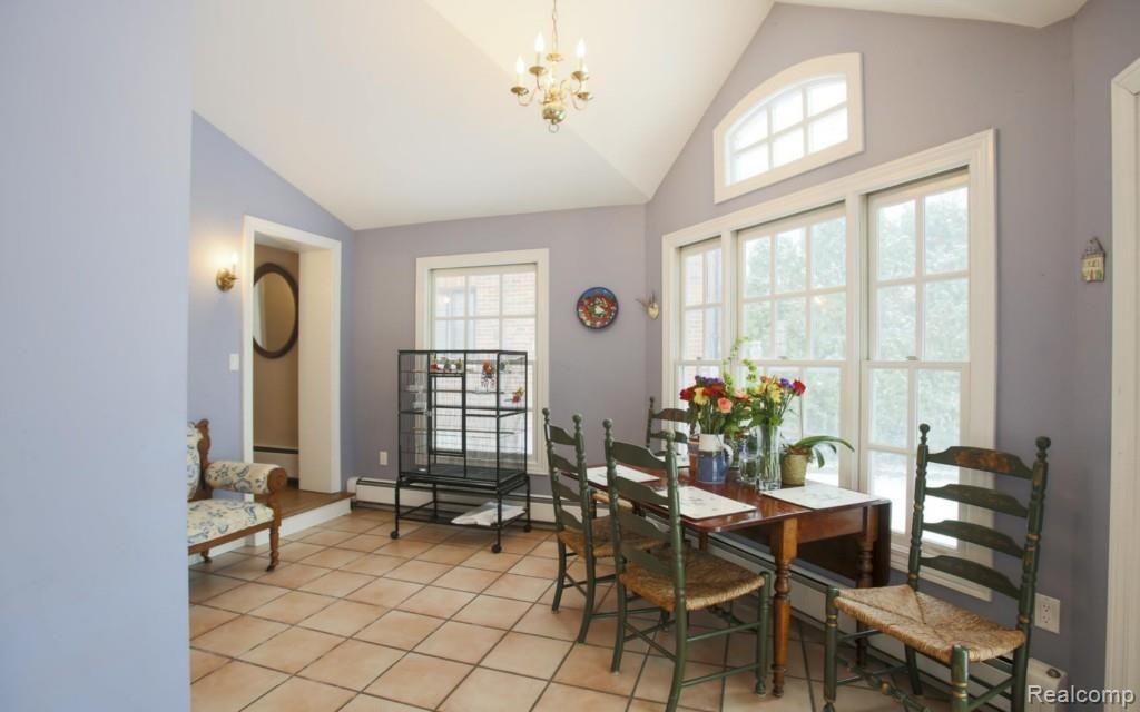 109 Moran Road Grosse Pointe, MI 48236 - Photo 11 of 30 12-photo-web-1680x1050-160874.jpg