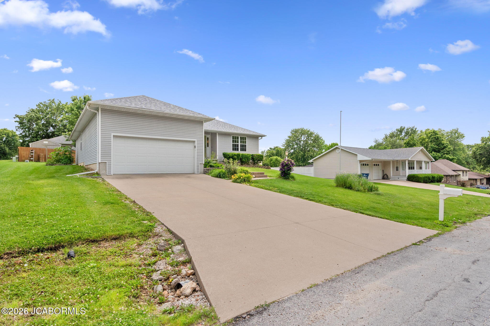 412 West Champain Street Eldon, MO 65026 - Photo 4 of 49 1-web-or-mls-DSC05679