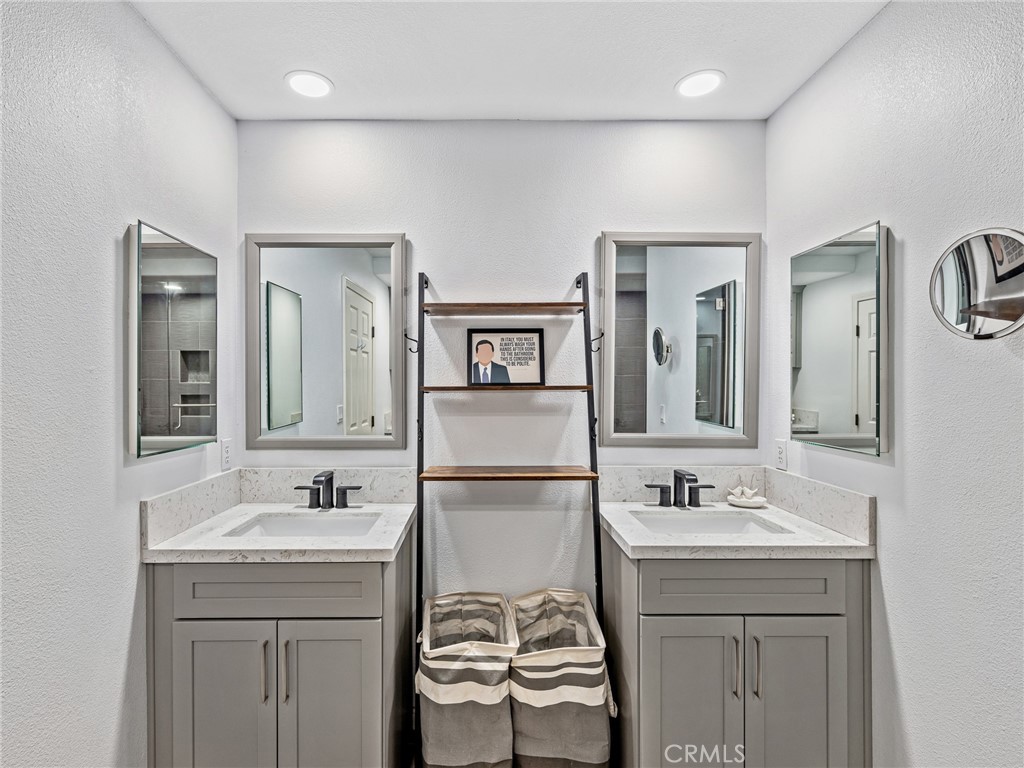 22585 Ocotillo Way Apple Valley, CA 92308 - Photo 17 of 42