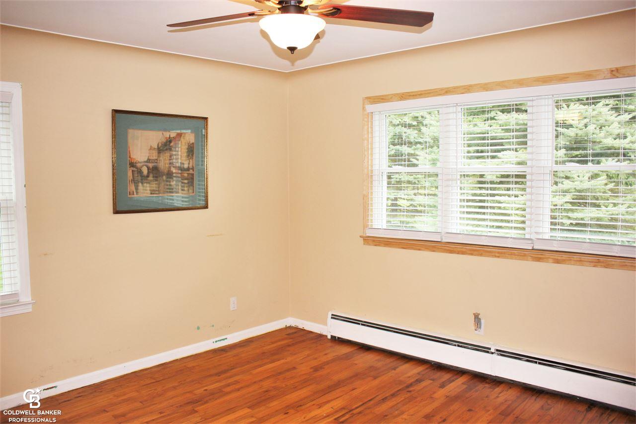 6549 Rattle Run Road St. Clair, MI 48079 - Photo 35 of 53 LOWER MASTER BEDROOM