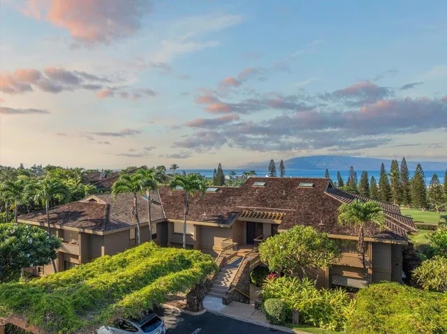 $1,650,000 | 50 Puu Anoano Street, Unit 2204, Lahaina, HI 96761