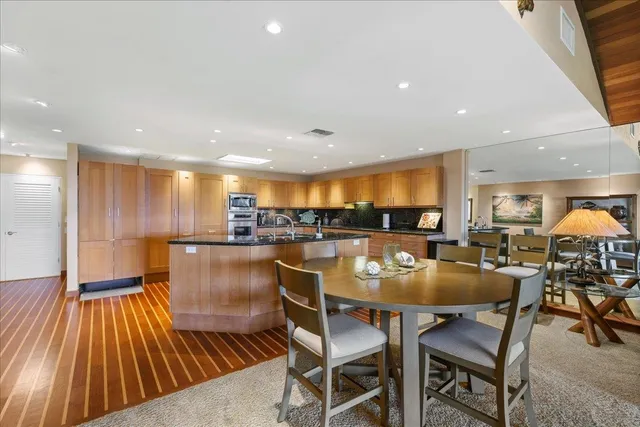 $1,650,000 | 50 Puu Anoano Street, Unit 2204, Lahaina, HI 96761