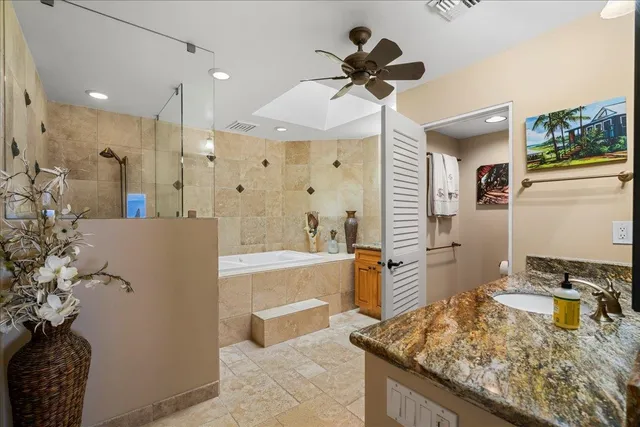 $1,650,000 | 50 Puu Anoano Street, Unit 2204, Lahaina, HI 96761